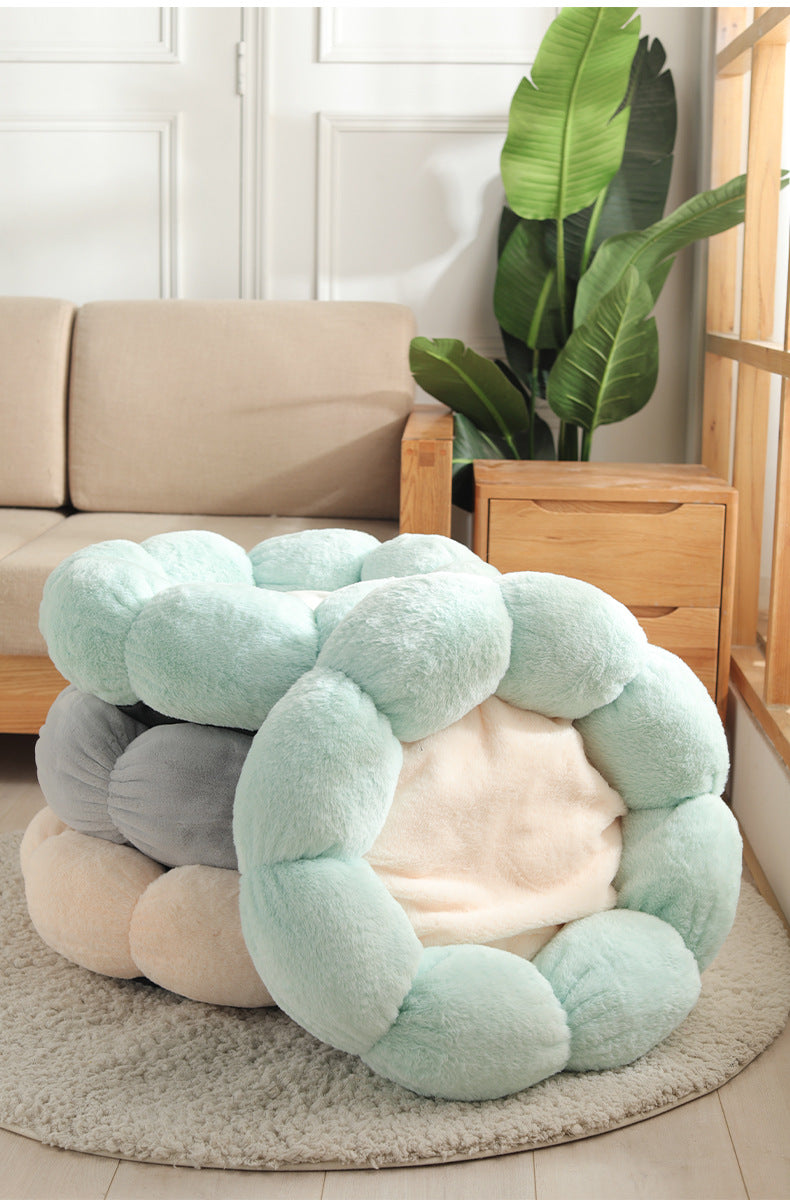 Flower-Shaped Plush Pet Bed with Soft Blanket for Cats & Small Dogs