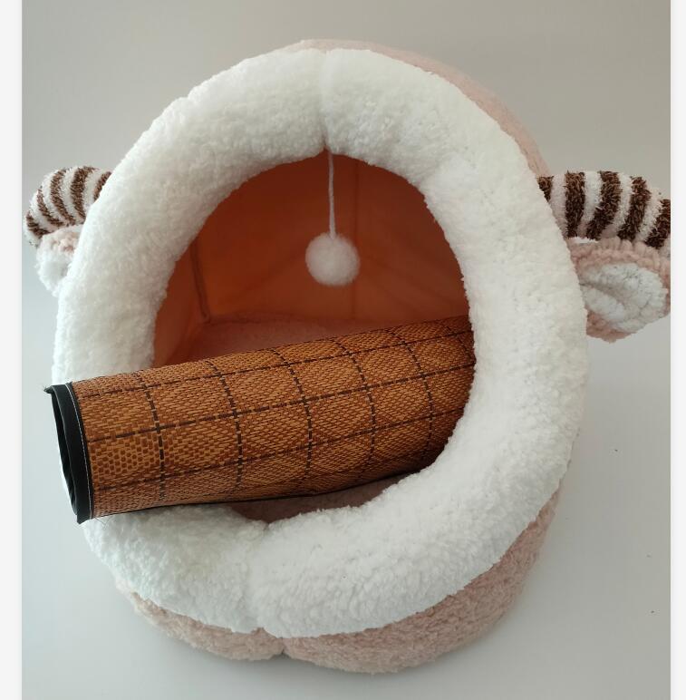 Cozy Closed Cat Cave Bed – Plush Indoor Pet House for Cats & Small Pets