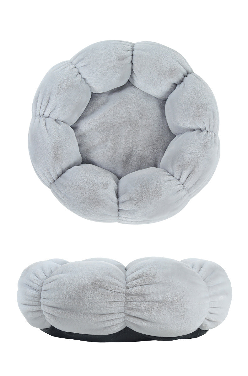 Flower-Shaped Plush Pet Bed with Soft Blanket for Cats &amp; Small Dogs